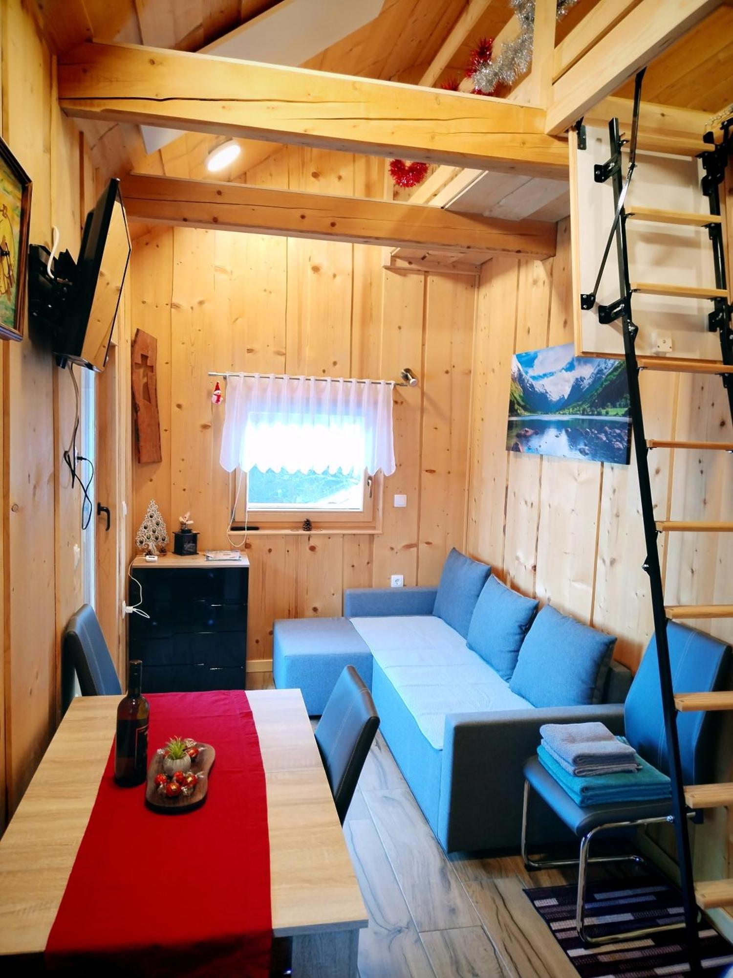 Pocitniska Hiska Lastovka Podvolovljek Zimmer foto