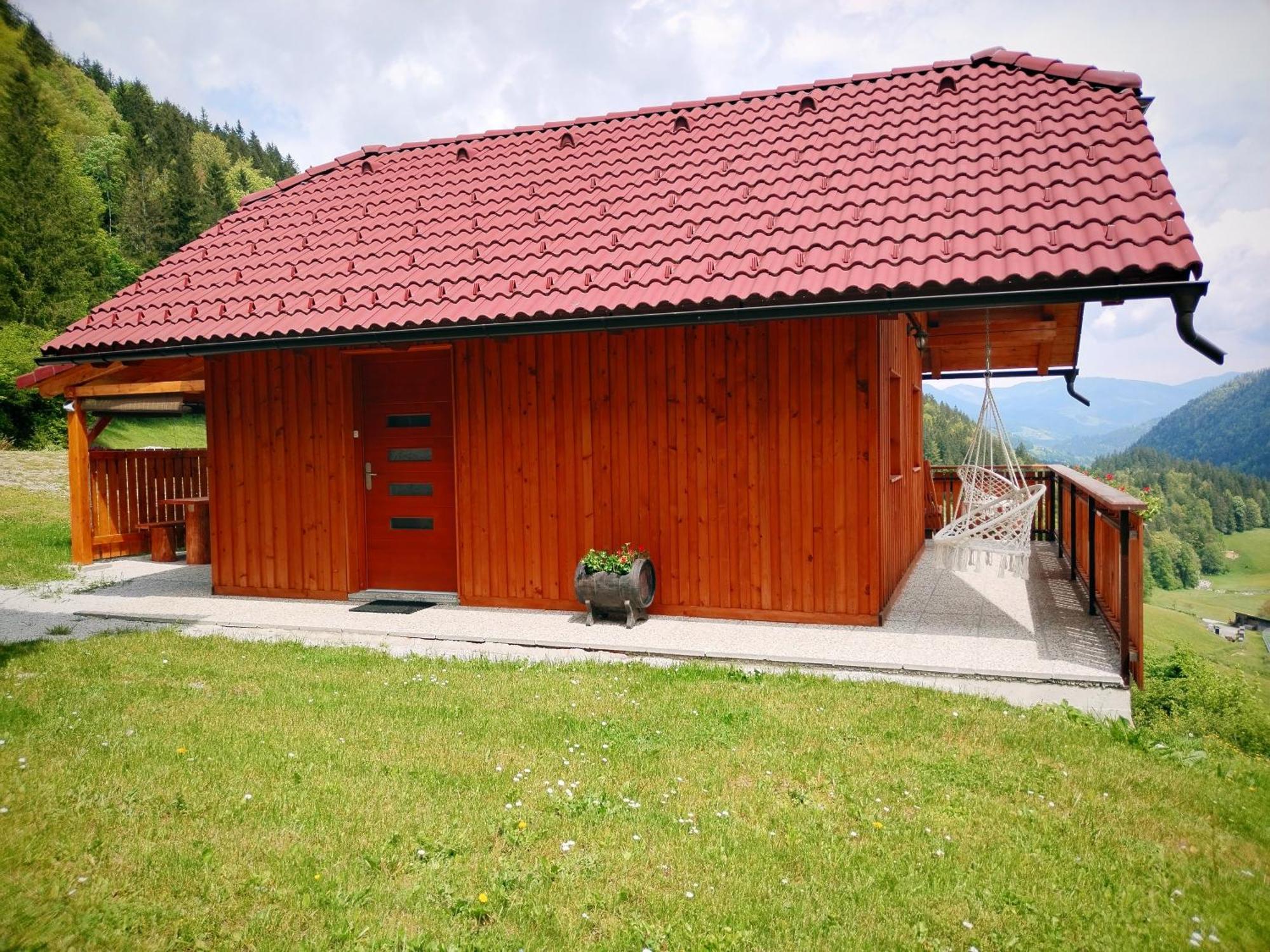 Pocitniska Hiska Lastovka Podvolovljek Exterior foto